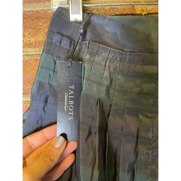 Talbots Classic Plaid Pleated Silk Skirt NWT 6P - Picture 3 of 5